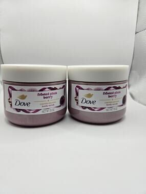 Dove Limited Edition Holiday Treat Frosted Plum Berry 2pk Body Scrub- New
